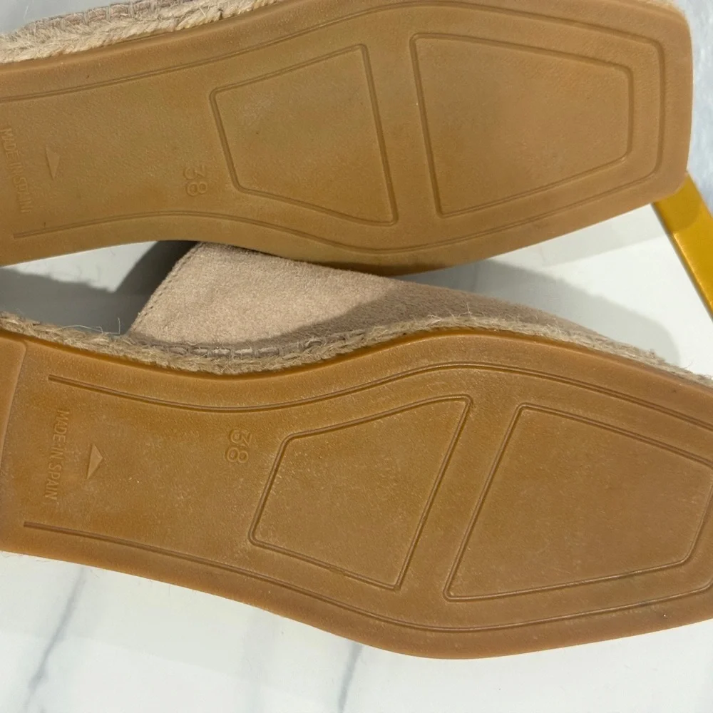 Elegant Tan Suede Espadrille Slip-Ons - Picture 5 of 6
